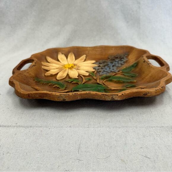 Vintage MCM scalloped wood look serving tray with raised painted floral pattern - Picture 10 of 16